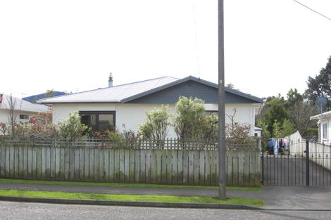 Photo of property in 32 Gaine Street, New Plymouth, 4310