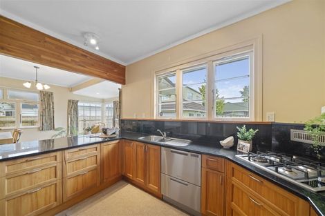 Photo of property in 296 College Street, West End, Palmerston North, 4410