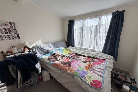 Photo of property in 50 Aviemore Drive, Highland Park, Auckland, 2010