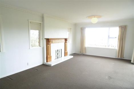 Photo of property in 11 Jellicoe Road, Murrays Bay, Auckland, 0630