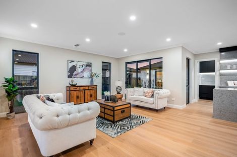 Photo of property in 56 Kewa Road, Albany Heights, Auckland, 0632