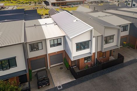 Photo of property in 15 Moki Place, Long Bay, Auckland, 0630