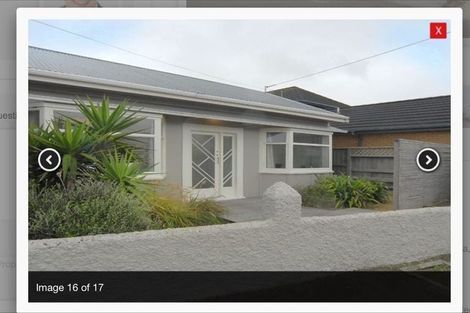 Photo of property in 76 Apu Crescent, Lyall Bay, Wellington, 6022