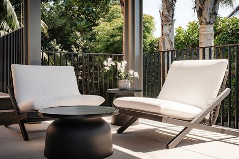 Photo of property in 1/60 Milford Road, Milford, Auckland, 0620