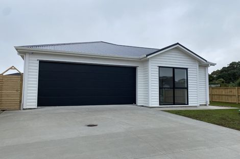 Photo of property in 28 Holcroft Street, Papakura, 2110