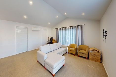 Photo of property in 2b Saint Leonard Street, Saint Johns Hill, Whanganui, 4501