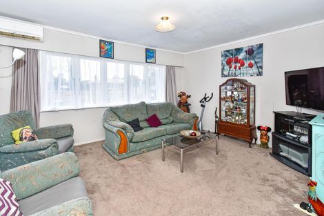 Photo of property in 34 Rollerson Street, Papakura, 2110