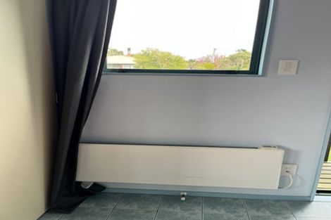 Photo of property in 1/22a Tomo Street, New Lynn, Auckland, 0600