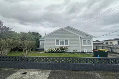 Photo of property in 3 Garden Road, Avalon, Lower Hutt, 5011