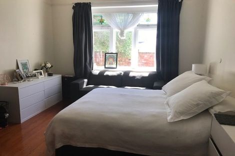 Photo of property in 55 Scarborough Terrace, Mount Victoria, Wellington, 6011