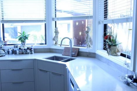 Photo of property in 12 Baska Voda Drive, Kerikeri, 0230