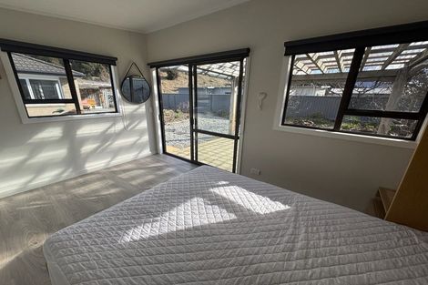 Photo of property in 44 Quinnat Street, Albert Town, Wanaka, 9305