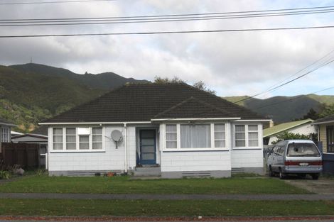 Photo of property in 112 Kowhai Street, Naenae, Lower Hutt, 5011