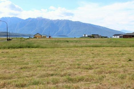 Photo of property in 56 Takitimu Avenue, Te Anau, 9600