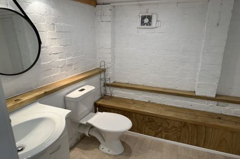 Photo of property in 32 Chartwell Avenue, Glenfield, Auckland, 0629