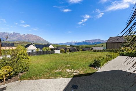 Photo of property in 5 Falconer Rise, Jacks Point, Queenstown, 9371