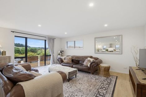 Photo of property in 2/3 Loe Place, Amberley, 7410