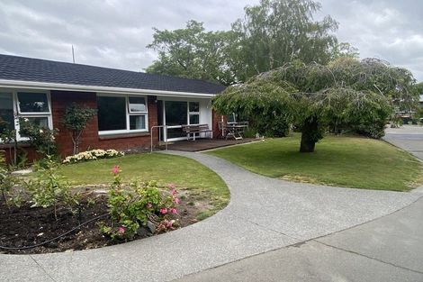 Photo of property in 22 Ramore Place, Redwood, Christchurch, 8051