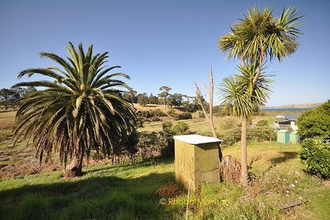 Photo of property in 32 Sandy Beach Road, Tinopai, 0593