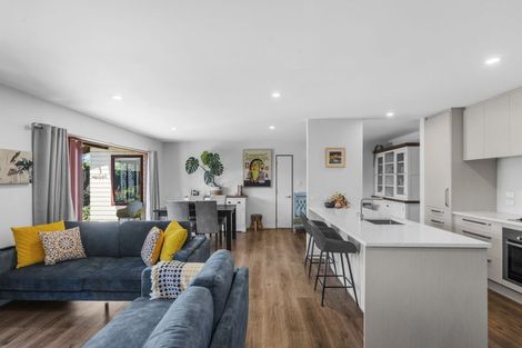 Photo of property in 117 Inwoods Close, Parklands, Christchurch, 8083