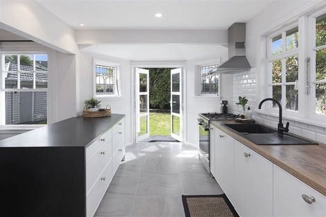 Photo of property in 112 Watford Street, Strowan, Christchurch, 8052