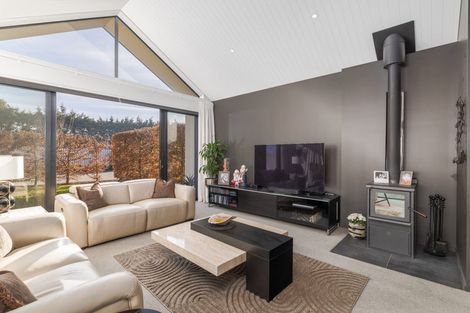 Photo of property in 15 Ashford Avenue, Prebbleton, 7604