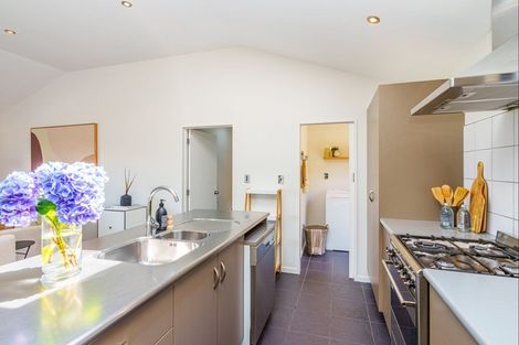 Photo of property in 3a Mcdonnell Road, Arrowtown, 9302