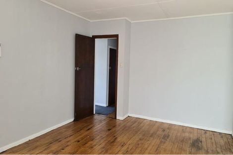 Photo of property in 28 Titoki Street, Castlecliff, Whanganui, 4501