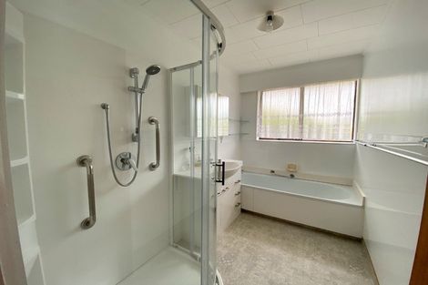 Photo of property in 162a Waikawa Road, Picton, 7220