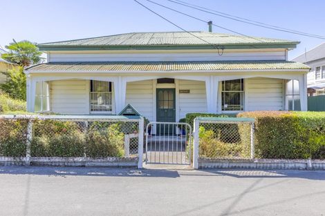 Photo of property in 89 High Street, Waipawa, 4210