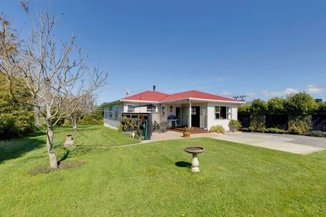Photo of property in 286 Kawiu Road, Levin, 5510