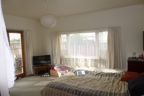 Photo of property in 214 Fox Street, Hamilton East, Hamilton, 3216