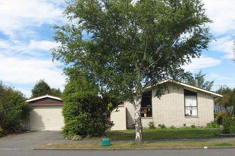 Photo of property in 54 Royal Park Drive, Parklands, Christchurch, 8083