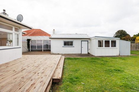 Photo of property in 7 Hobson Place, Takaro, Palmerston North, 4412