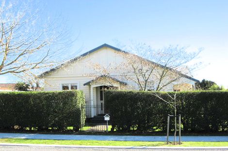 Photo of property in 10 Lindsay Street, Havelock North, 4130