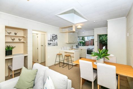 Photo of property in 2/121 Queens Avenue, Frankton, Hamilton, 3204