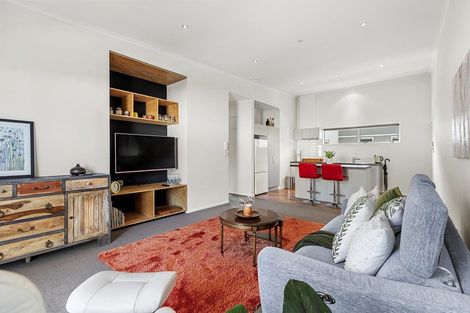 Photo of property in 8/123 The Parade, Island Bay, Wellington, 6023