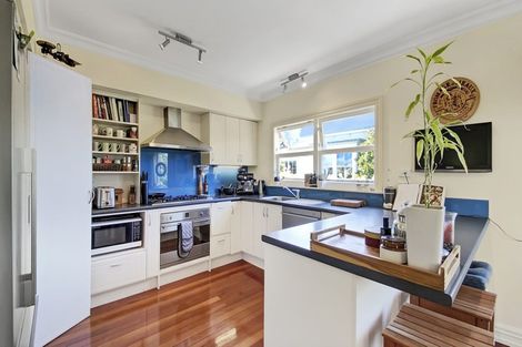 Photo of property in 88 Victoria Road, Devonport, Auckland, 0624