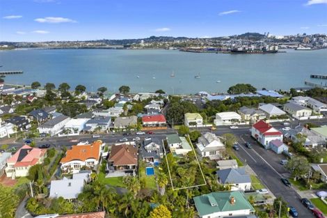 Photo of property in 54 Calliope Road, Devonport, Auckland, 0624