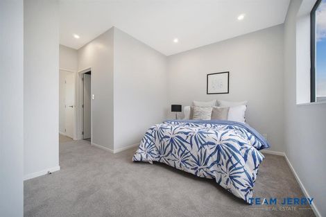 Photo of property in 17 Farranfore Road, Opaheke, Papakura, 2113