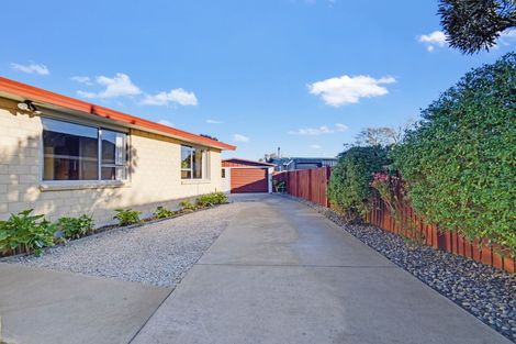 Photo of property in 30 Saint Heliers Crescent, Aranui, Christchurch, 8061