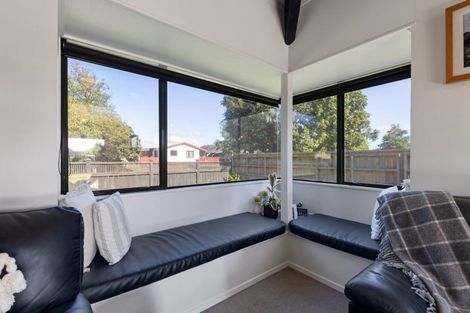 Photo of property in 16 Gladys Place, Kelvin Grove, Palmerston North, 4414