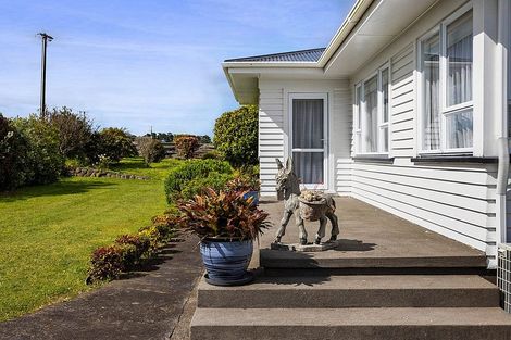 Photo of property in 5523 South Road, Rahotu, Opunake, 4681