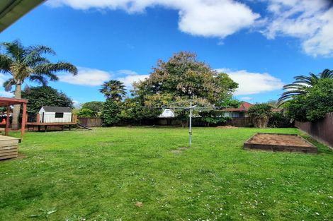 Photo of property in 34 Walter Strevens Drive, Conifer Grove, Takanini, 2112