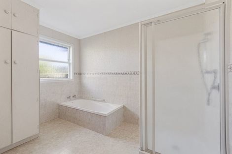 Photo of property in 20 Clare Street, Cambridge, 3434