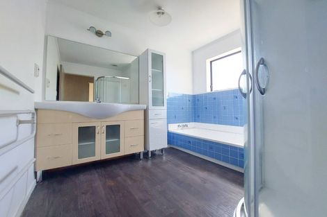 Photo of property in 17b Dover Road, St Andrews, Hamilton, 3200