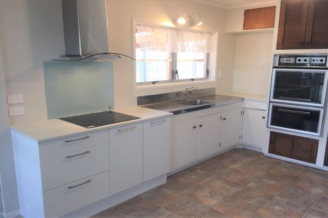 Photo of property in 1/8 Ocean View Road, Weymouth, Auckland, 2103