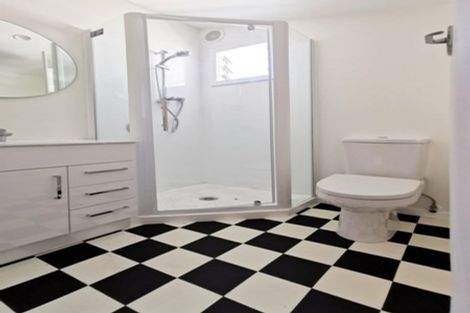 Photo of property in 9-9a Spencer Road, Hospital Hill, Napier, 4110