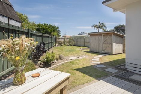 Photo of property in 4 Tahara Crescent, Mount Maunganui, 3116