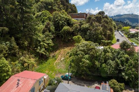 Photo of property in 11 Gribble Grove, Stokes Valley, Lower Hutt, 5019